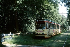 Op de Scheveningseweg zien we de 3024 op tramlijn 8 richting Sche