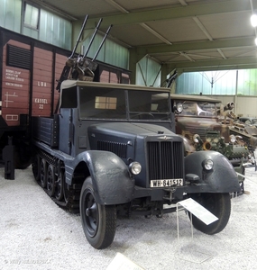 HALFTRACK HALBKETTEN- SINSHEIM Museum 20160821