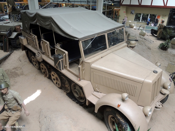 HALFTRACK TRANSPORTER SINSHEIM Museum 20160821 (2)