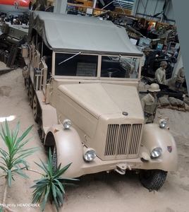 HALFTRACK TRANSPORTER SINSHEIM Museum 20160821 (3)