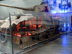 TANK BESCHADIGD SINSHEIM Museum 20160821 (1)