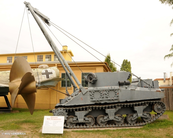 TANK SHERMAN M32 BERGEPANZER SPEYER Museum 20160820 (1)