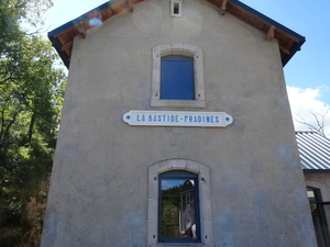 Aankomst station La Bastide Pradines