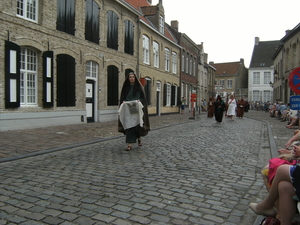 Veronica draagt doek waaarmee ze gezicht Jezus reinigde