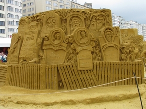 Zandschulpturen Oostende 044