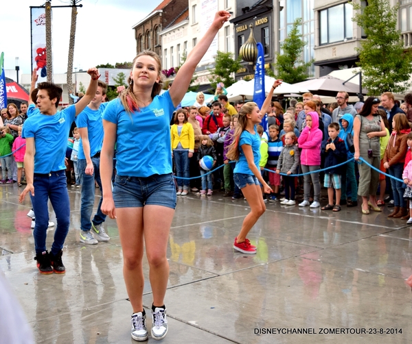 DISNEYCHANNEL-ZOMERTOUR