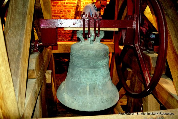 Klokketoren-St-Michielskerk-Roeselare