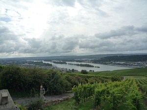 5 Rudesheim, wandeling Niederwald monument _P1190980