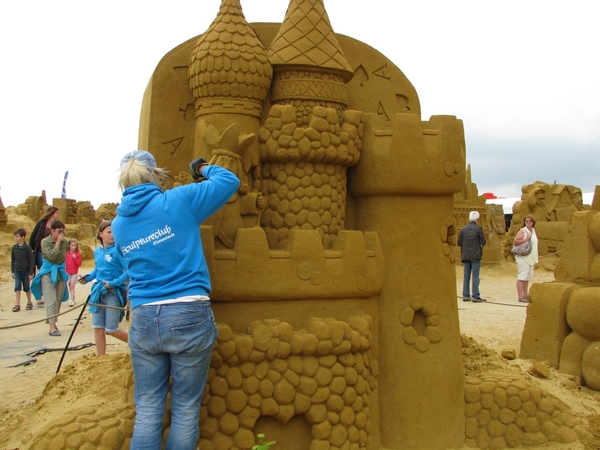 Zandschulpturen Oostende 060