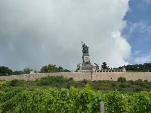 5 Rudesheim, wandeling Niederwald monument _P1190996