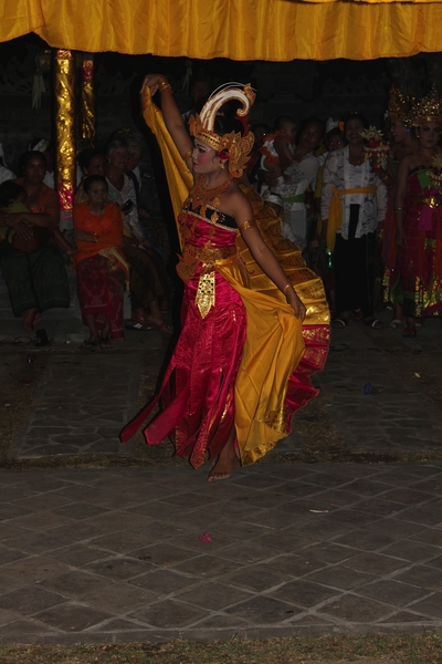 Tempelfeest Banyualit s'avonds