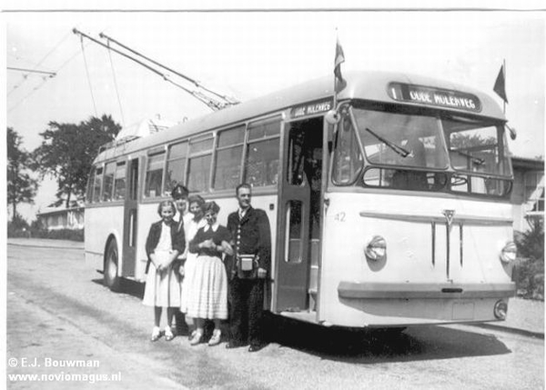 1952 GTN 21-07-1952 Lijn 1 Oude Molenweg E.J.Bouwman