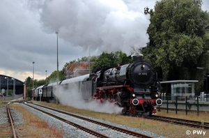 SSN 01 1075 bij vertrek uit Veendam 16-09-2017