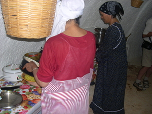 De keuken in een holwoning
