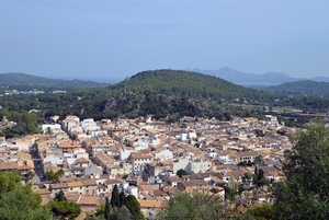 215 Mallorca oktober 2014 - Pollença Calvario met kapel en uitzi