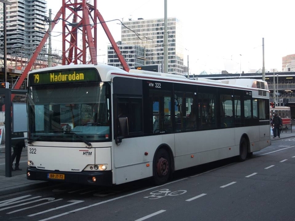 322 op de Schedeldoekshaven, 20 oktober 2015.