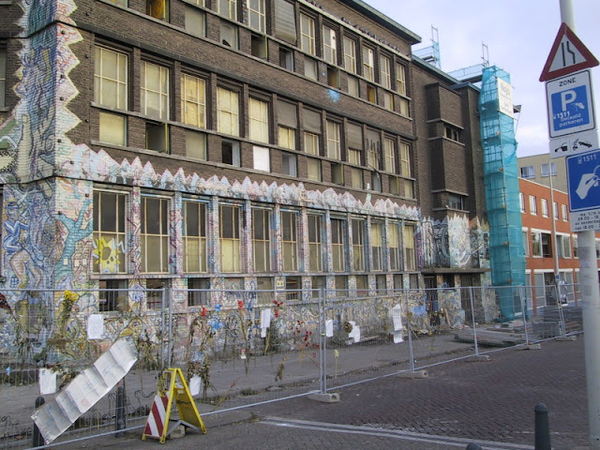 Ex Belastingkantoor Vaillantplein 14-10-2003