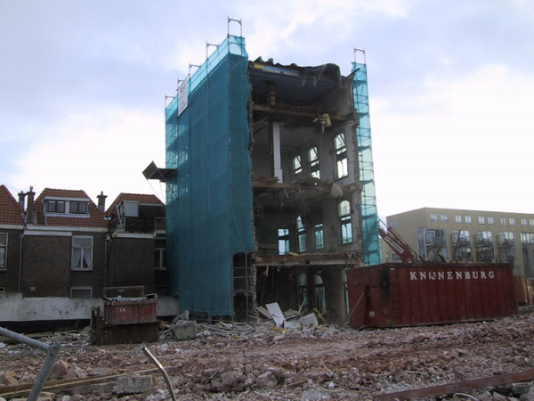 Ex Belastingkantoor Vaillantplein 21-10-2003