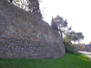 Buitenzijde Romeinse muur