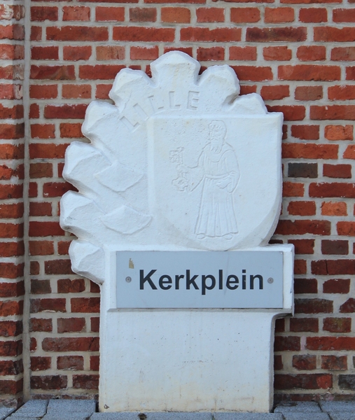 h36_IMG_9151_2014_09_21_RondjeKempen_Lille_KerkPleinPlaat