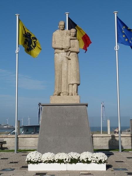 042-Vissersmonument