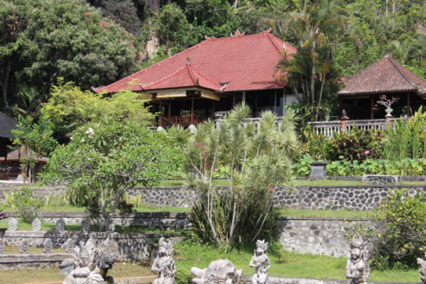 Tirtagangga Waterpaleis