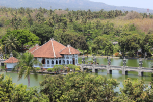 Ujung waterpaleis