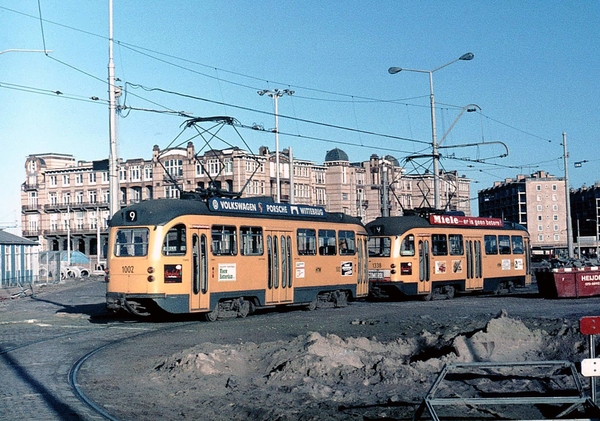 HTM 1002-1001 van de twee eerste Haagse PCC's uit 1949