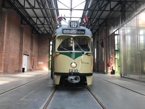 Scheveningen vlaggetjesdag met de 1210