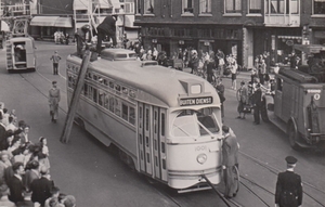 September 1949. Edisonstraat. Tijdens een proefrit met de nieuwe 