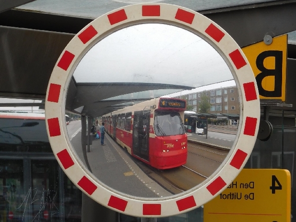 De 3091 bij het OV knooppunt Leyenburg