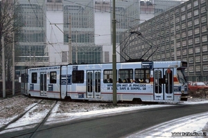 De inmiddels al lang verdwenen halte Muzenstraat lag op de plek w