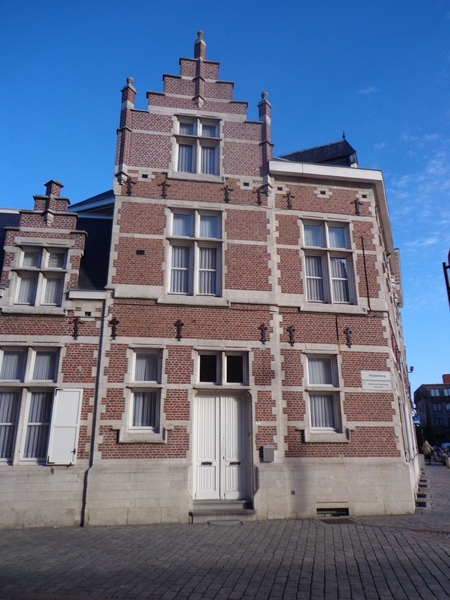 Kasteel van Rooyenbergh - 14e eeuw