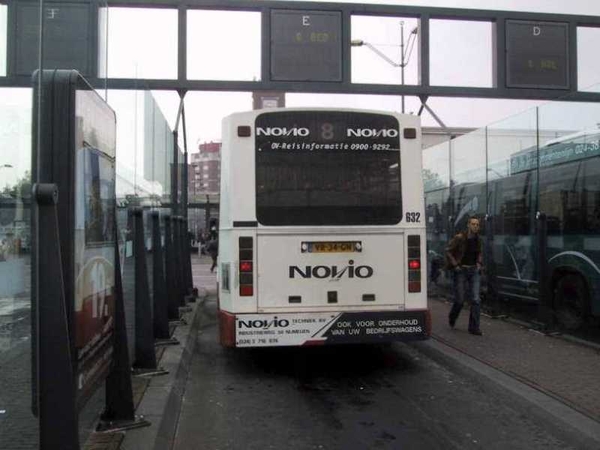 Novio 632 Busstation Nijmegen 22-08-2005