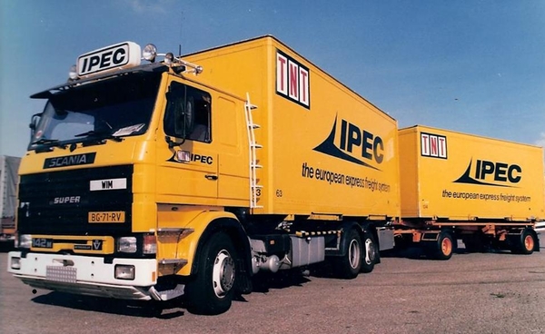 Scania-142M Remie Huissen.