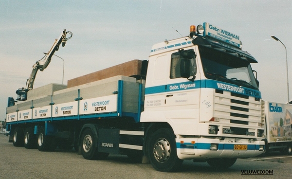 SCANIA-143H
