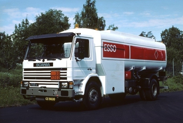 SCANIA-P112H (1985)