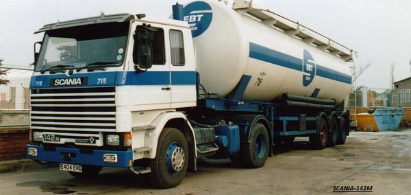SCANIA-142M
