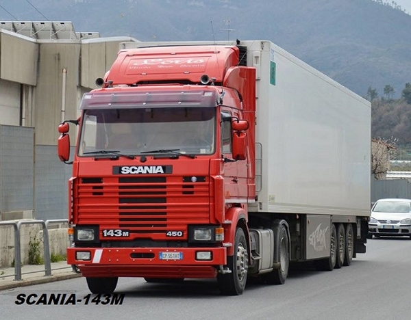 SCANIA-143M
