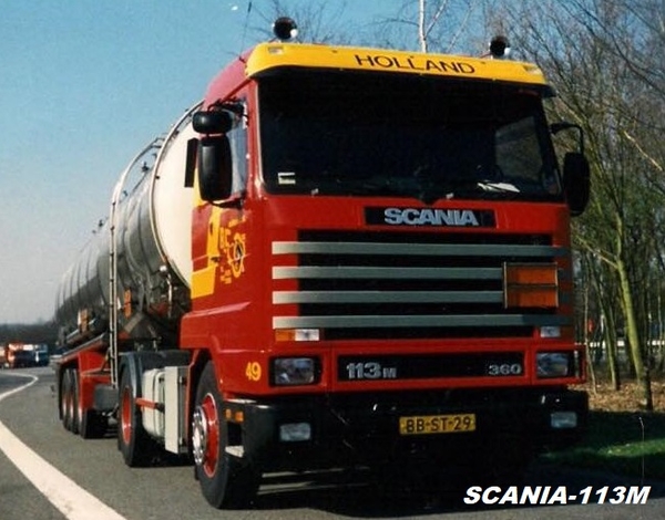 SCANIA-113M