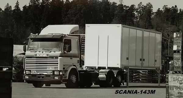 SCANIA-143M