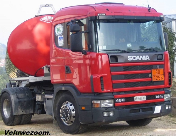 SCANIA144L