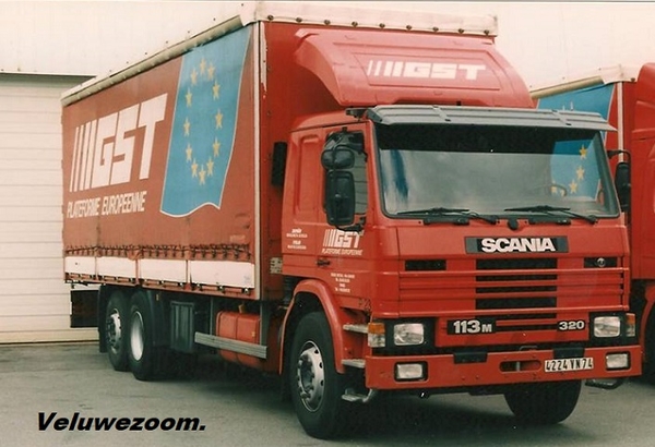 SCANIA-113M
