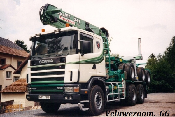 SCANIA-144C