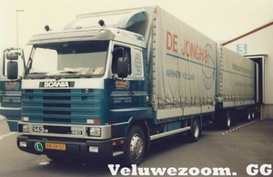 SCANIA-143M.