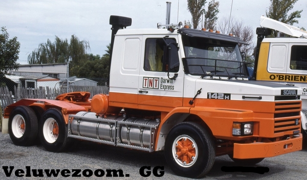 SCANIA-142H