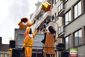 Sinterklaasparade-Roeselare-23-11-14