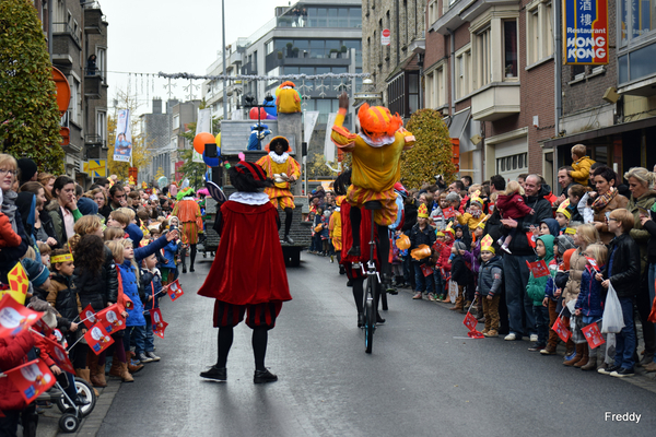 Sinterklaasparade-Roeselare-23-11-14