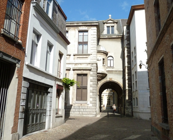 P1090211