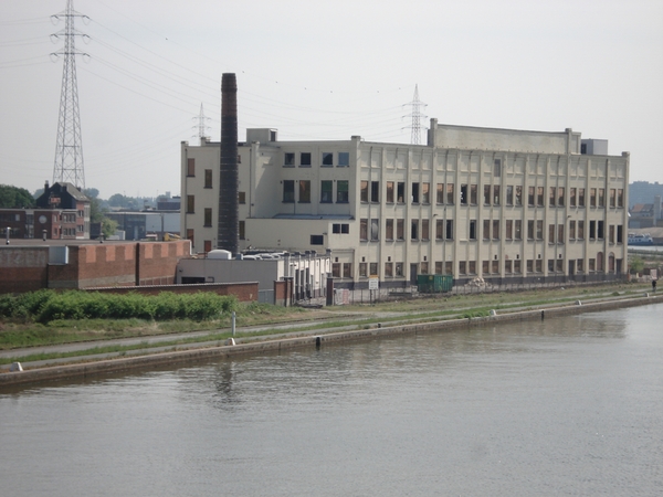 De Belgafabriek te Merksem aan het Albertkanaal